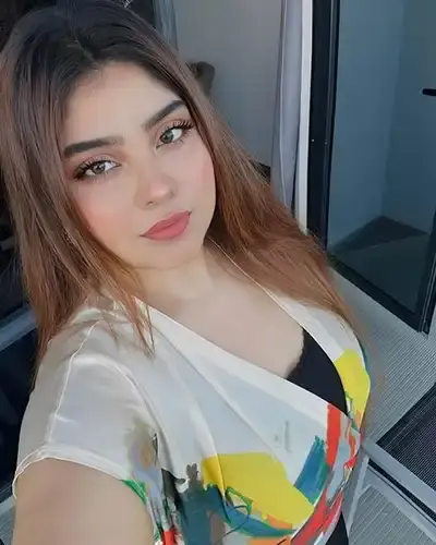 Call Girl Homnabad